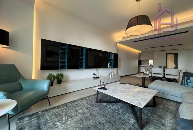 952428 - Property Image 2