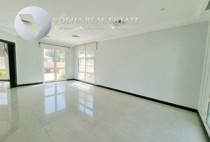 960195 - Property Image 3