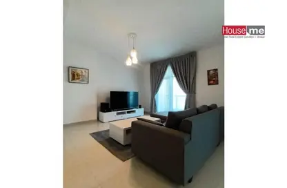 Living Room image for: Duplex - 2 Bedrooms - 3 Bathrooms for sale in Al Juffair - Capital Governorate, Image 1