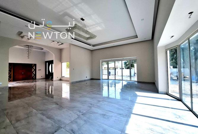 986017 - Property Main Image