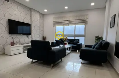 شقة - 3 غرف نوم - 3 حمامات للايجار في الحد - المحرق