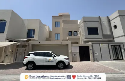 Villa - 3 Bedrooms - 5 Bathrooms for sale in Busaiteen - Muharraq Governorate