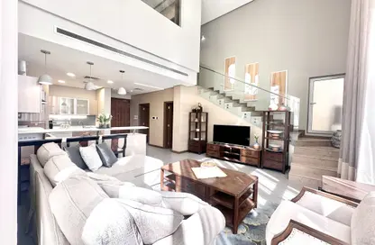 Duplex - 1 Bedroom - 2 Bathrooms for rent in Seef - Capital Governorate