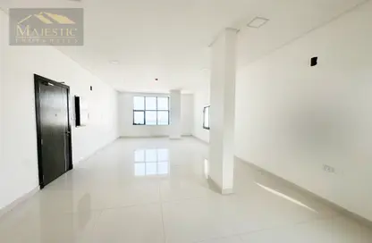 Office Space - Studio - 2 Bathrooms for rent in Hidd - Muharraq Governorate
