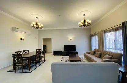 Apartment - 2 Bedrooms - 2 Bathrooms for rent in Saar - Northern Governorate