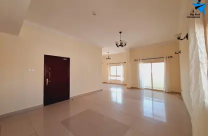 Apartment - 3 Bedrooms - 3 Bathrooms for rent in Al Juffair - Capital Governorate
