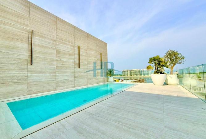 987323 - Property Main Image