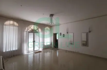 Villa - 5 Bedrooms - 4 Bathrooms for rent in West Riffa - Riffa - Southern Governorate