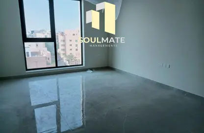Apartment - 2 Bedrooms - 2 Bathrooms for rent in Mahooz - Manama - Capital Governorate