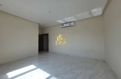 شقة - 3 غرف نوم - 3 حمامات للايجار في السلمانية - المنامة - محافظة العاصمة شقة - 3 غرف نوم - 3 حمامات للايجار في السلمانية - المنامة - محافظة العاصمة