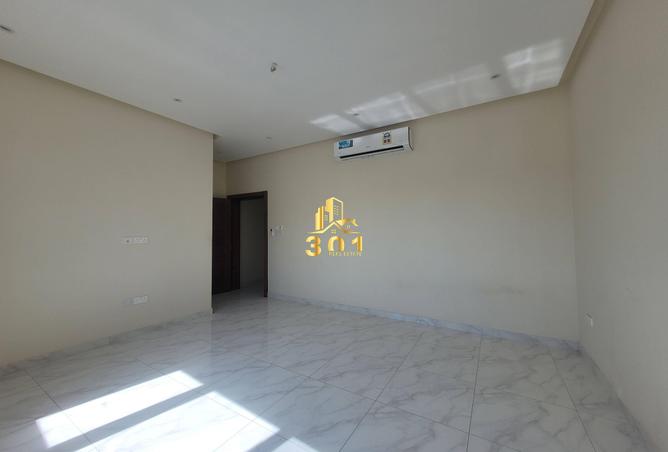 966289 - Property Main Image