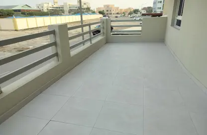 Apartment - 2 Bedrooms - 2 Bathrooms for rent in Saar - Northern Governorate