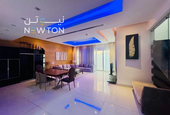 956393 - Property Image 2