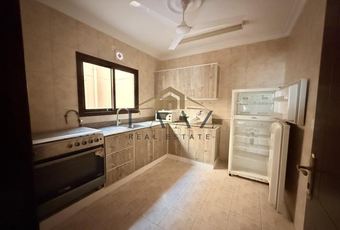 992425 - Property Image 2