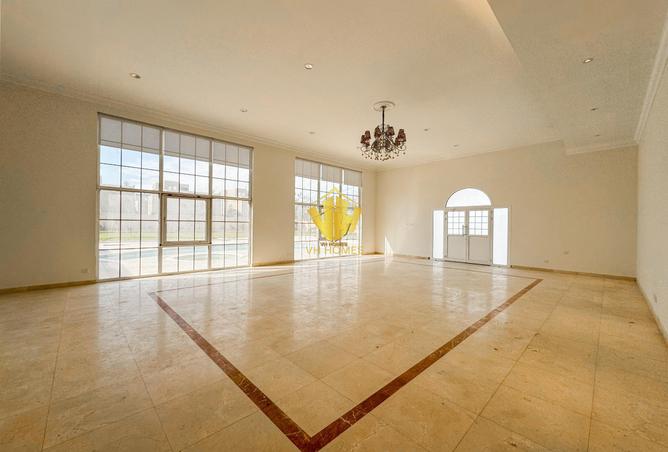 975693 - Property Image 3