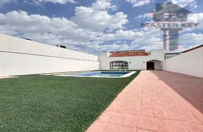 Villa - 2 Bedrooms - 2 Bathrooms for rent in Janabiya - Northern Governorate