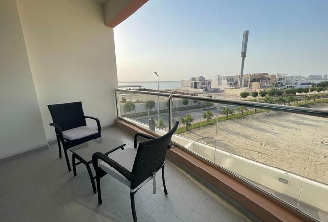 988342 - Property Image 2