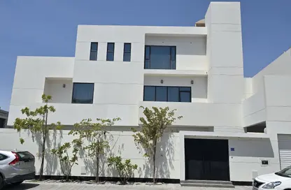 فيلا - 7 غرف نوم - 8 حمامات للايجار في باربار - المحافظة الشمالية