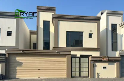 Villa - 4 Bedrooms - 5 Bathrooms for sale in Shahrakan - Northern Governorate