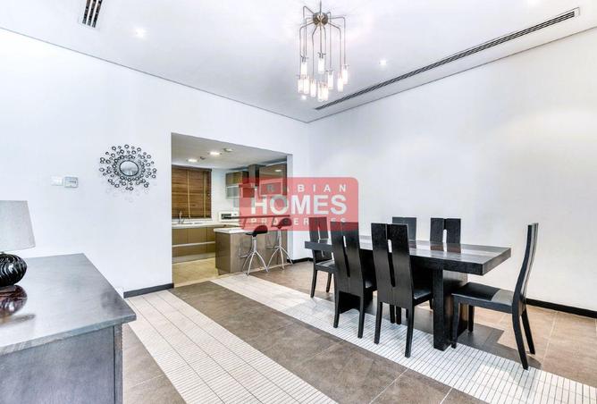 984426 - Property Image 2