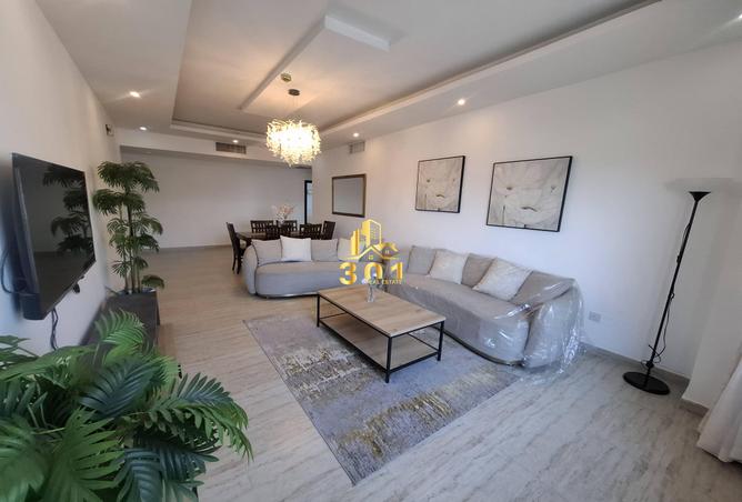 952236 - Property Image 2