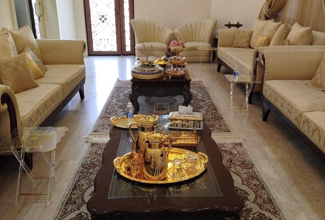 963348 - Property Image 2