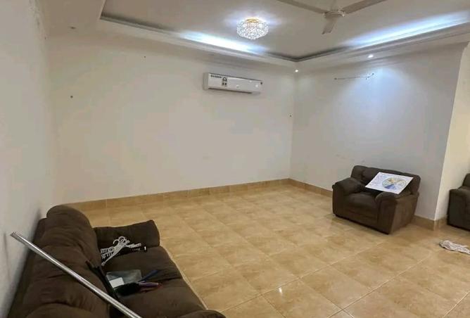 975173 - Property Image 3