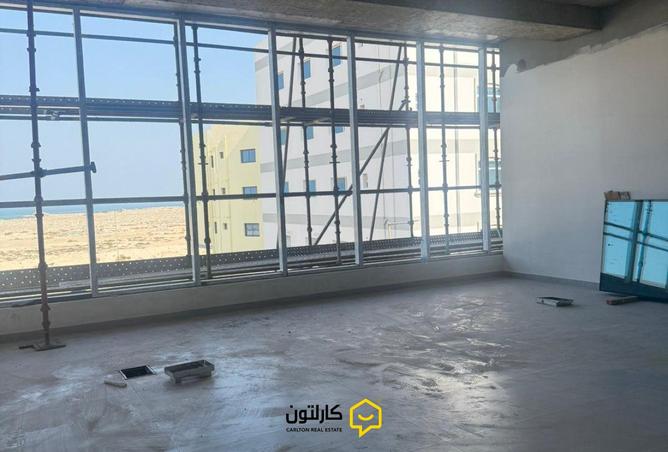 985654 - Property Image 3