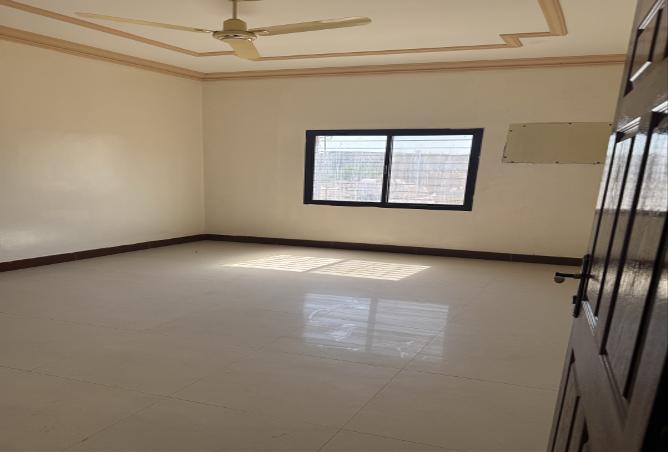 963376 - Property Image 3