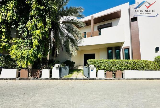 979590 - Property Main Image