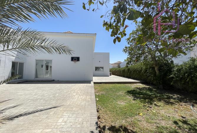 962598 - Property Image 2