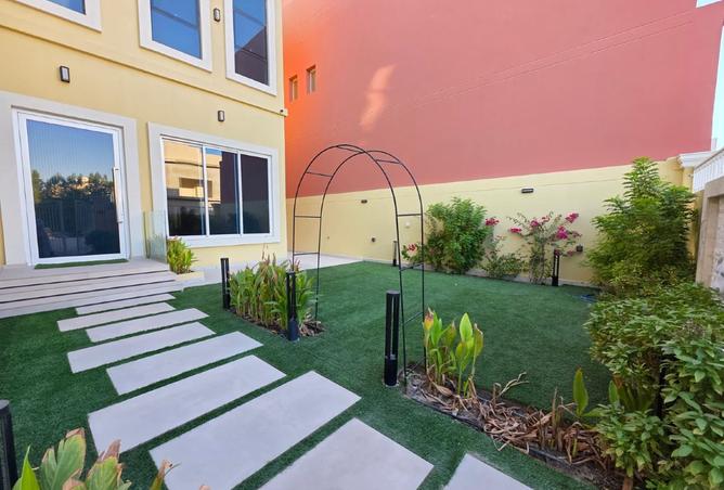 979825 - Property Image 2