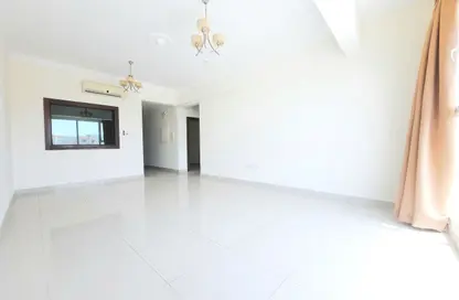 Apartment - 2 Bedrooms - 2 Bathrooms for rent in Hidd - Muharraq Governorate