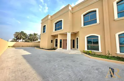 Villa - 5 Bedrooms - 5 Bathrooms for rent in Janabiya - Northern Governorate Villa - 5 Bedrooms - 5 Bathrooms for rent in Janabiya - Northern Governorate