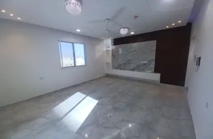 Apartment - 5 Bedrooms - 4 Bathrooms for sale in Al Bahair - Riffa - Southern Governorate
