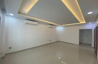 Apartment - 3 Bedrooms - 4 Bathrooms for sale in Hidd - Muharraq Governorate