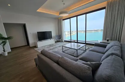 Apartment - 2 Bedrooms - 1 Bathroom for rent in Amwaj Beachfront - Amwaj Islands - Muharraq Governorate Apartment - 2 Bedrooms - 1 Bathroom for rent in Amwaj Beachfront - Amwaj Islands - Muharraq Governorate