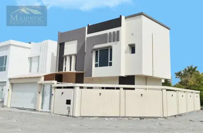 Villa - 3 Bedrooms - 4 Bathrooms for sale in Arad - Muharraq Governorate
