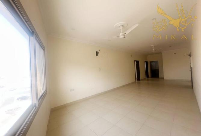 983386 - Property Image 2