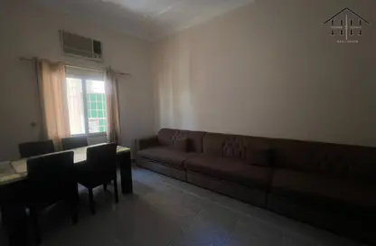 Apartment - 2 Bedrooms - 2 Bathrooms for rent in Janabiya - Northern Governorate