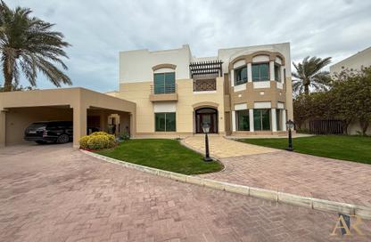 Villa - 4 Bedrooms - 5 Bathrooms for rent in Saar - Northern Governorate