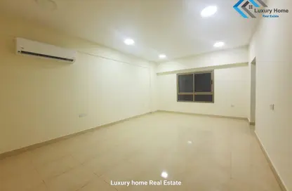 Apartment - 3 Bedrooms - 2 Bathrooms for rent in Hidd - Muharraq Governorate