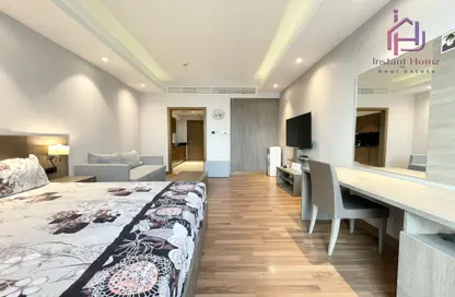 Apartment - Studio - 1 Bathroom for rent in Sanabis - Manama - Capital Governorate