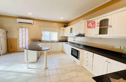 Villa - 4 Bedrooms - 4 Bathrooms for rent in Saar - Northern Governorate