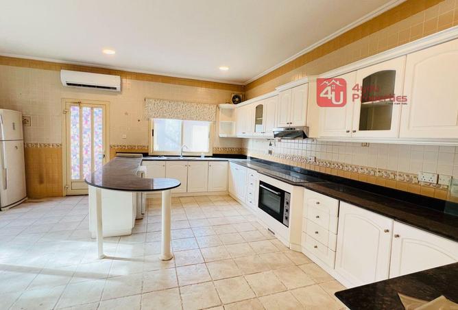 951894 - Property Main Image