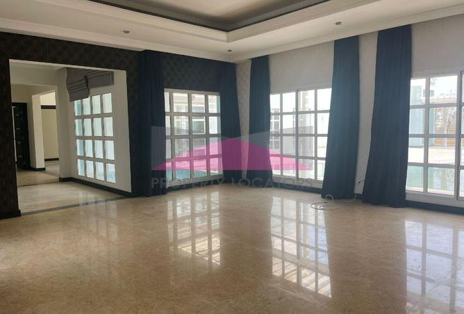 960327 - Property Image 3