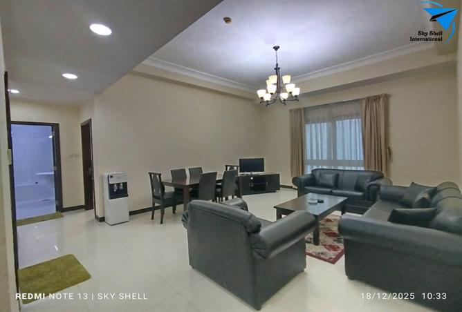 984323 - Property Image 3