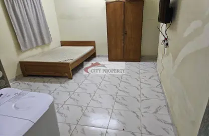 Apartment - Studio - 1 Bathroom for rent in Gudaibiya - Manama - Capital Governorate