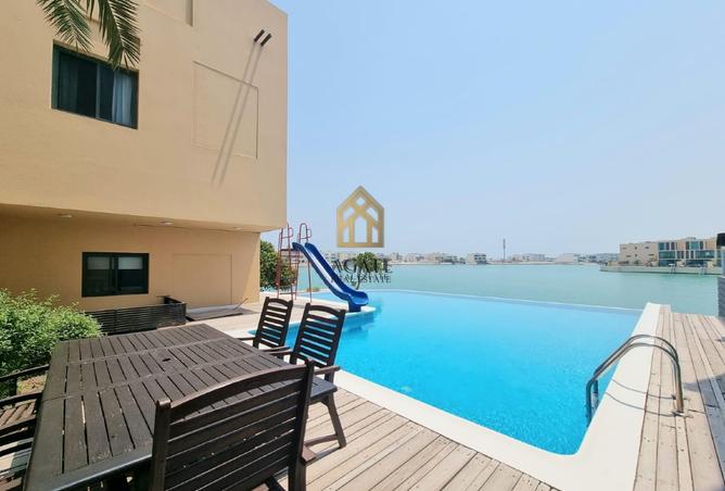 967157 - Property Image 3