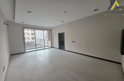 Apartment - 3 Bedrooms - 2 Bathrooms for sale in Hidd - Muharraq Governorate